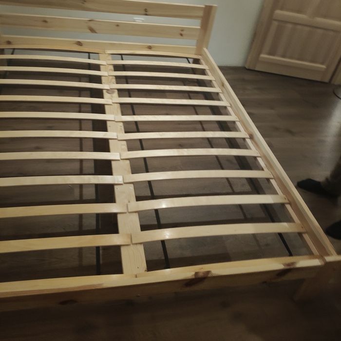 Łóżko sosnowe 160x200