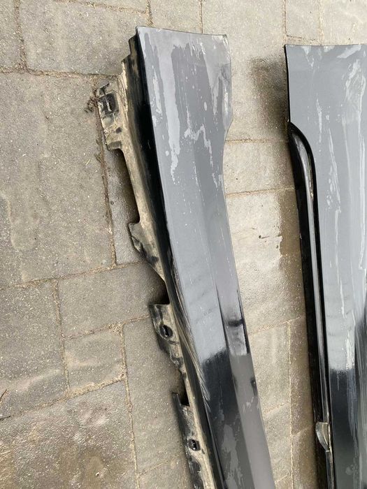 Накладки \ молдинг порогів BMW G 30 седан колір 475 (чорний)