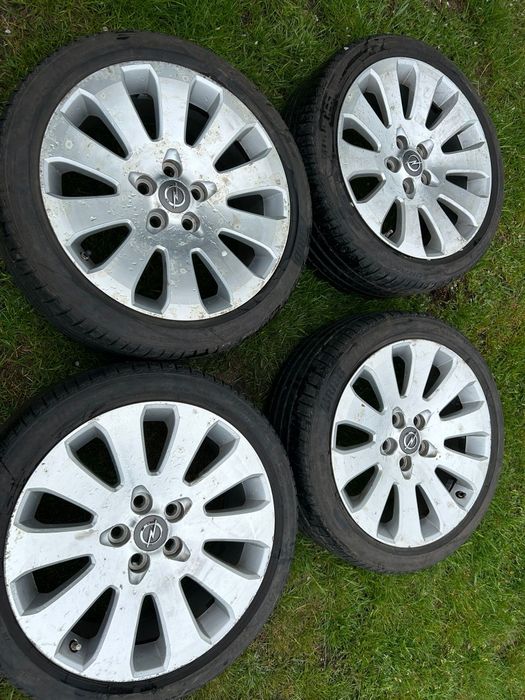 Opel Insignia 19 cali 5x120 opony 245/40/19