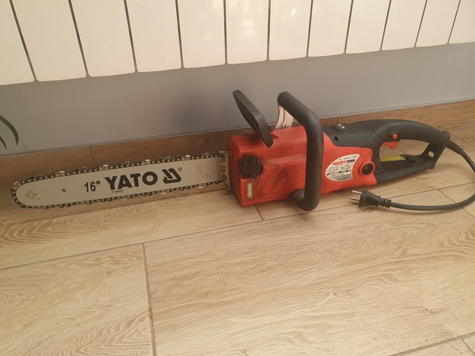 Piła łańcuchowa pilarka Hecht 2250 2400w