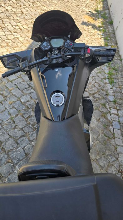 Mota Honda 750 cc NM4 VULTUS