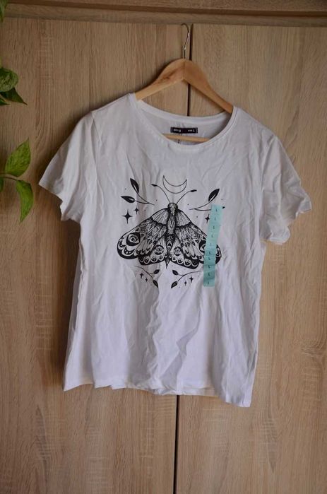 Koszulka T-shirt bluzka biała ćma nowa L 40
