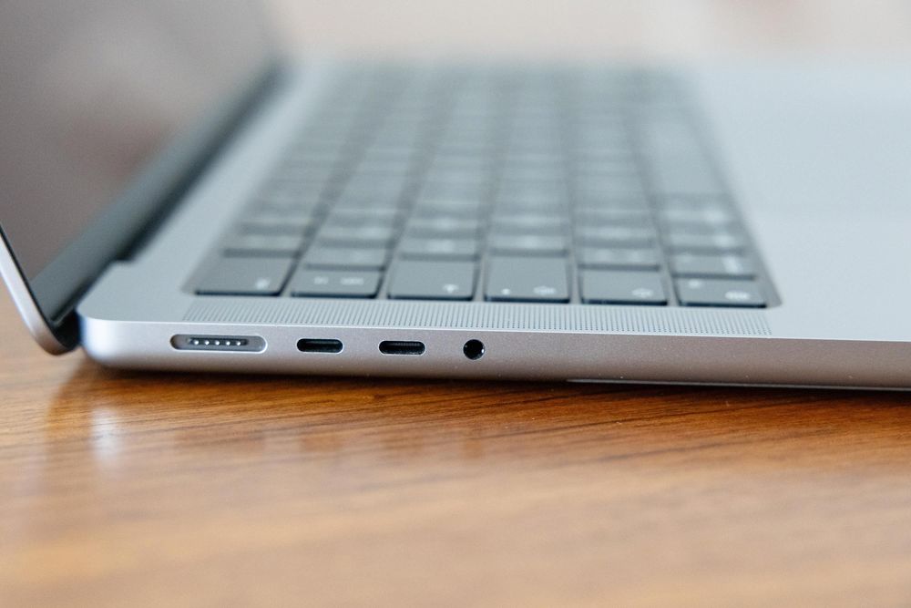 Apple MacBook Pro 14 - M1 Pro/16gb/512gb