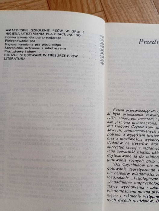 książka: ,,Amatorskie szkolenie psów"
