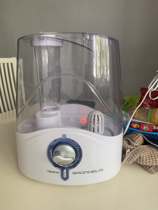 Зволожувач повітря Grunhelm Ghf-45m