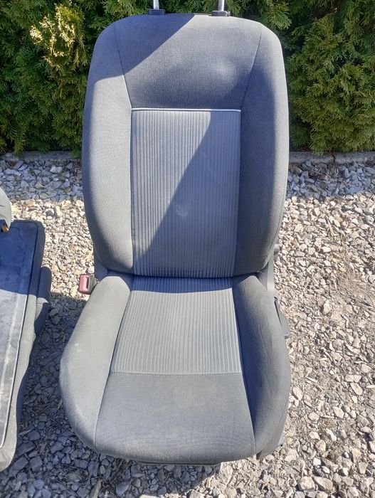 Fotel kierowcy ford fiesta mk7 super stan zadbany lewy przod