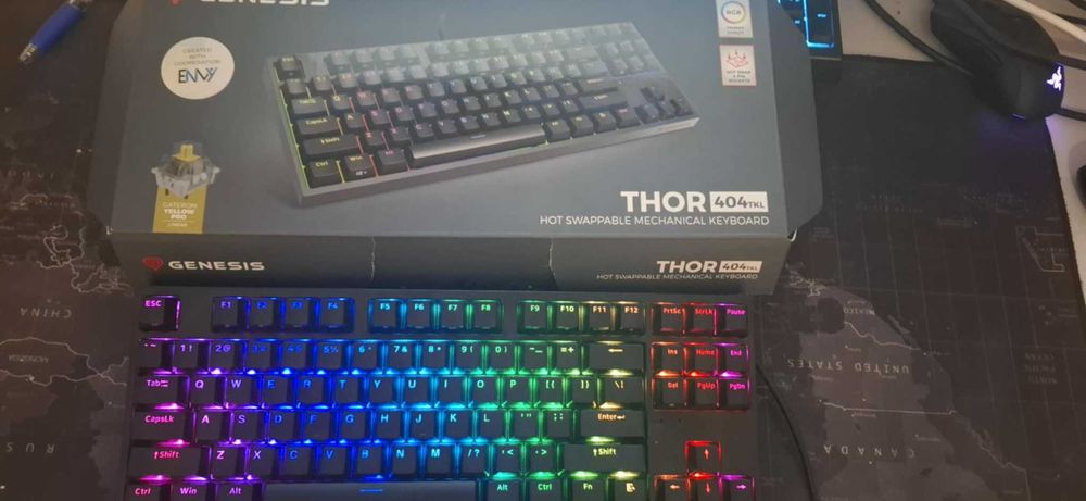 Klawiatura gamingowa Genesis THOR 404tkl Hot swappable STAN Idealny!