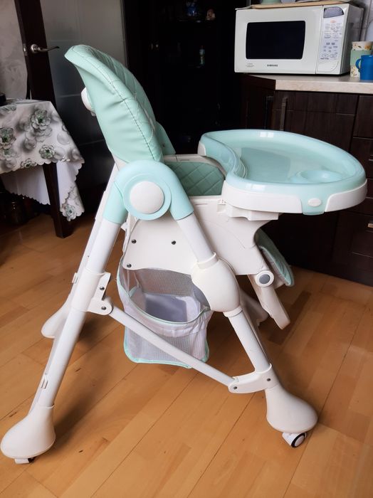 Стільчик для годування CARRELLO Caramel