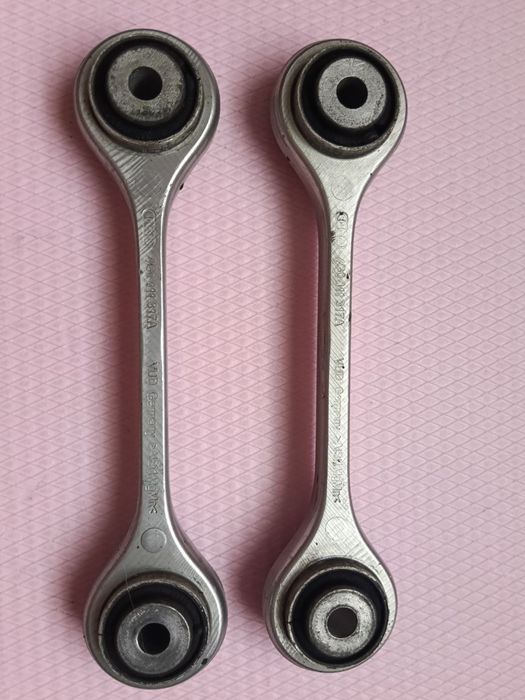 Стійка стабілізатора переднього Audi A7 2015-2020