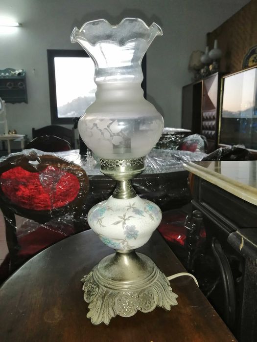 Candeeiro Vintage muito antigo