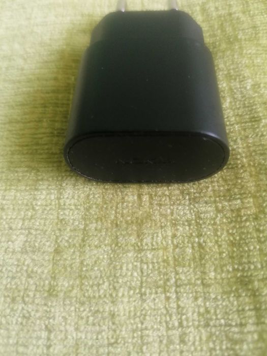 Kabel Samsung PCB200BBE kopia modelu ATADM10EBE(E250, D900)z ładowarką