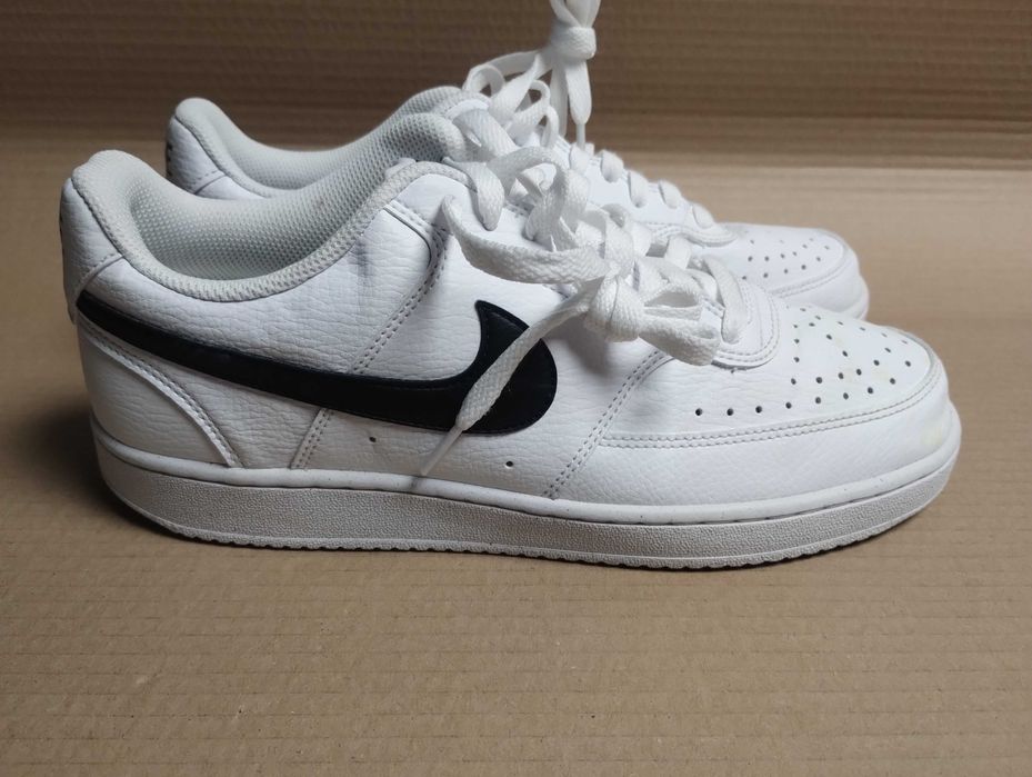 buty sportowe Nike Court 42