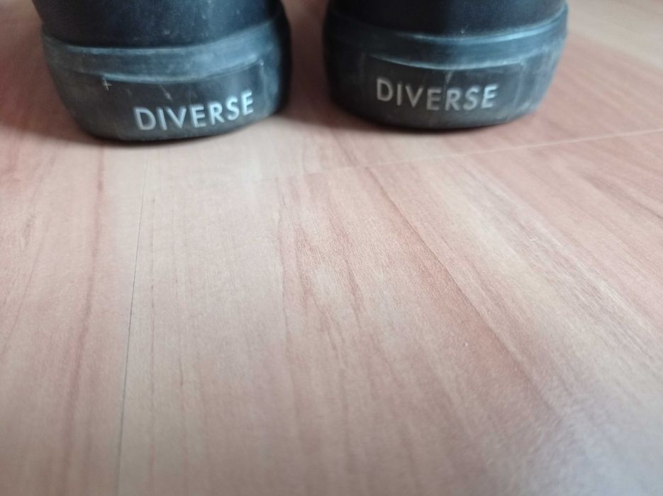 TANIO DIVERSE ORYGINAŁY kultowe buty trampki 37 snaekersy super okazja