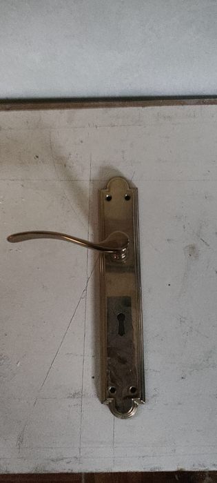 Portas interiores de madeira cor mogno