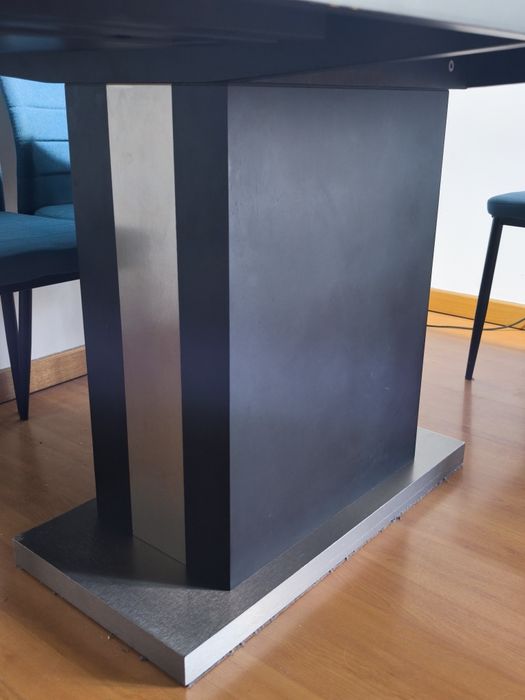 Mesa de sala de jantar