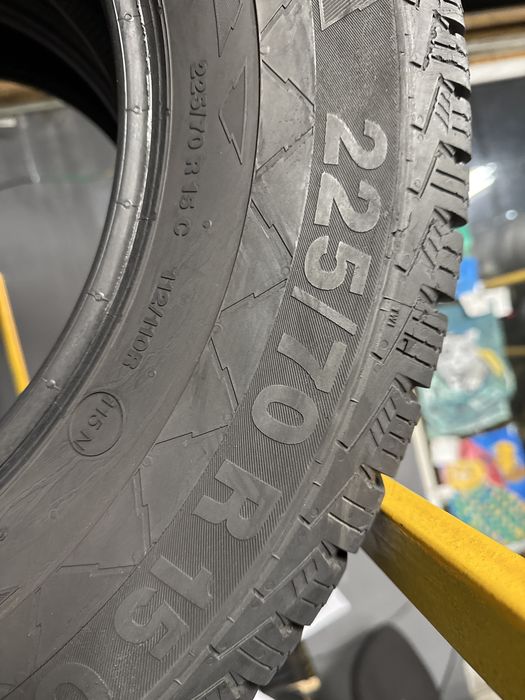 225/70 r15C Continental  2шт