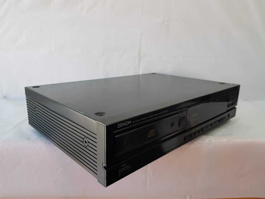 Odtwarzacz kompaktowy CD Denon DCD-610