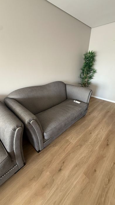 Sofá cinza 180 cm