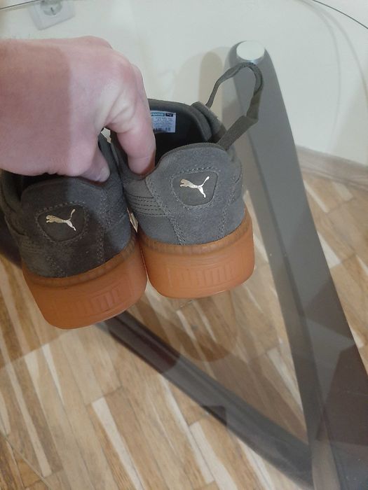 кросівки puma  жіночі 40,5 оригінал замша
