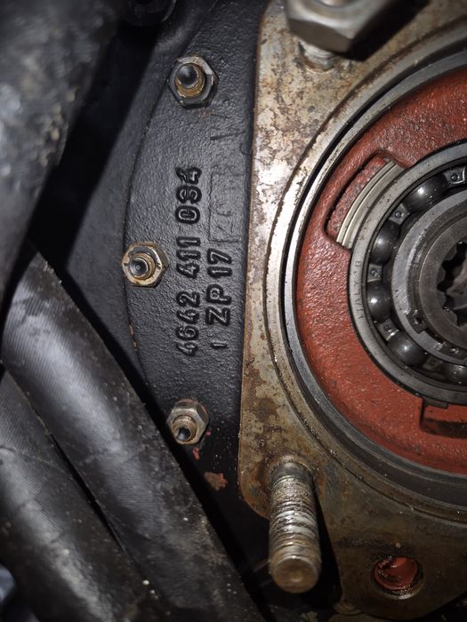 Skrzynia biegów komatsu wa 270-3  - części