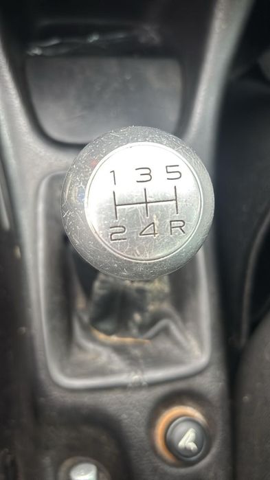 Gałka zmiany biegów Peugeot 206cc
