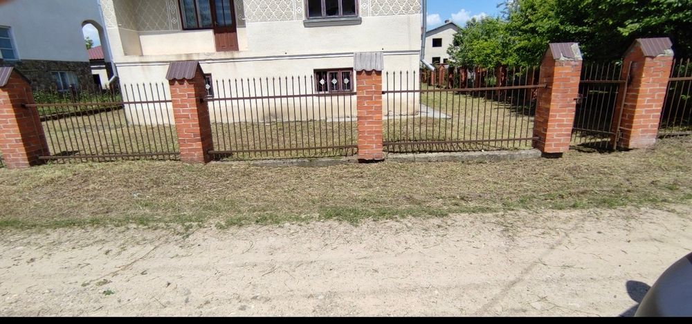 Продам будинок с.Задністря