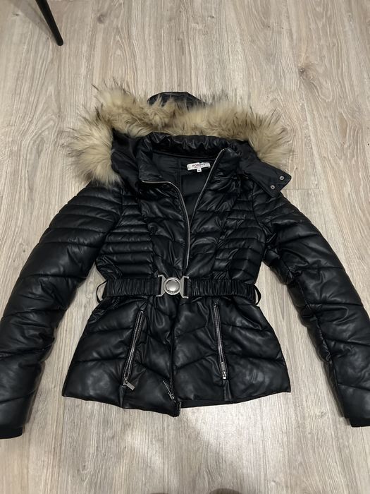 Kurtka z odpinanym kapturem