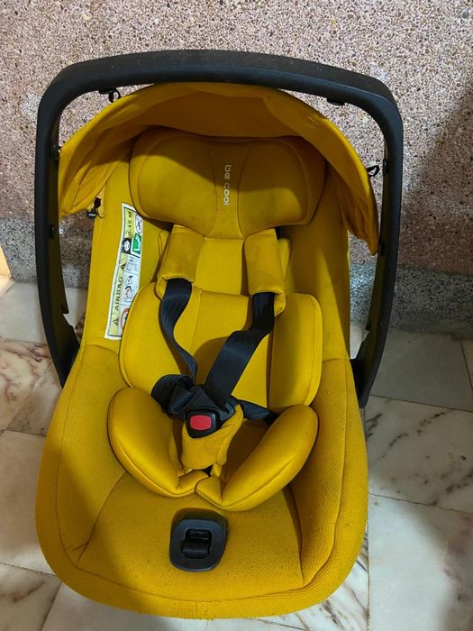 Conjunto Carrinho bebé e ovinho com isofix