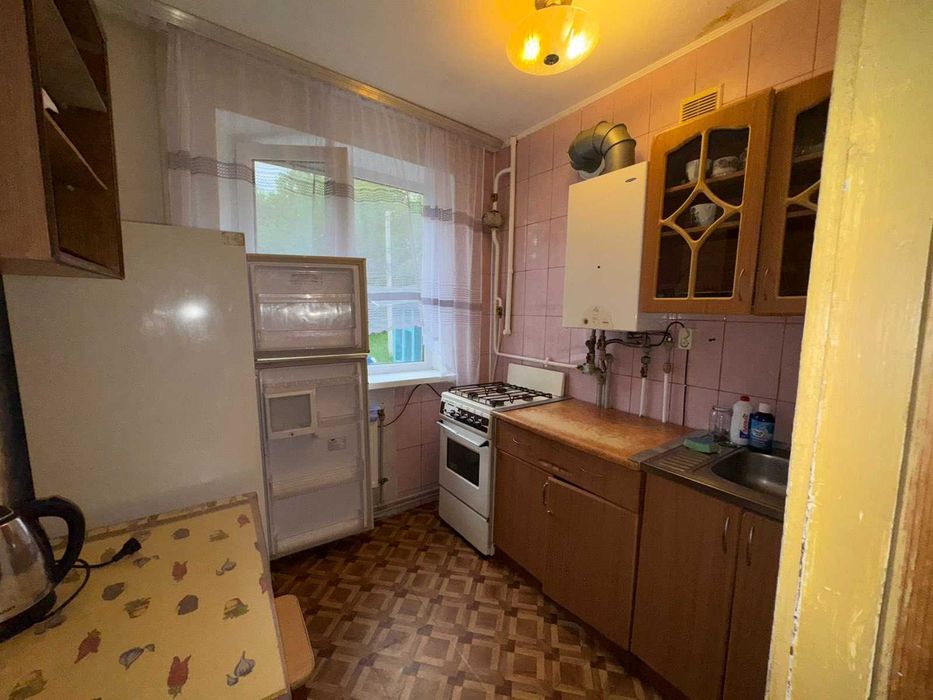 2-х кімнатна на Вишенці, пр-т Юності
