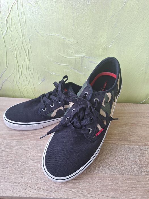 Чоловічі кеди Levis