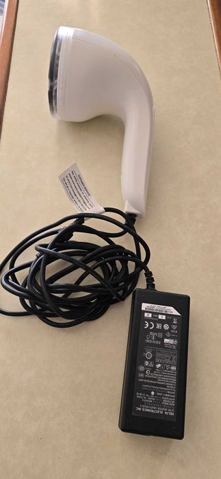Massageador Esculpting terapias LED e vibrações