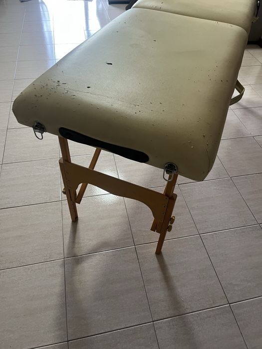 Marquise de estetica com massageador