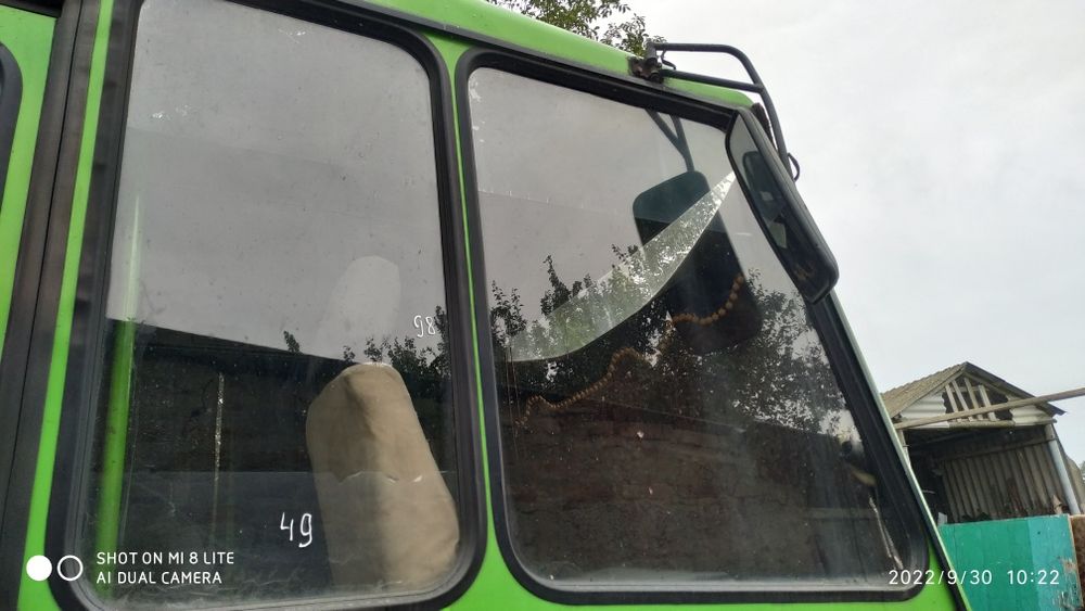 Стекла на автобус