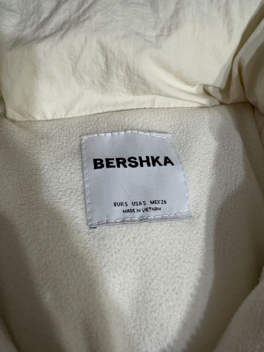 Жіноча куртка bershka