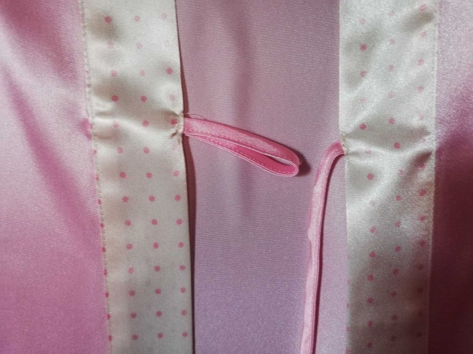 elegancki szlafrok damski peniuar podomka narzutka 44 / 46 satyna