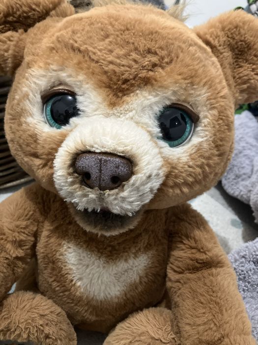 Miś Hasbro interaktywna zabawka niedźwiadek