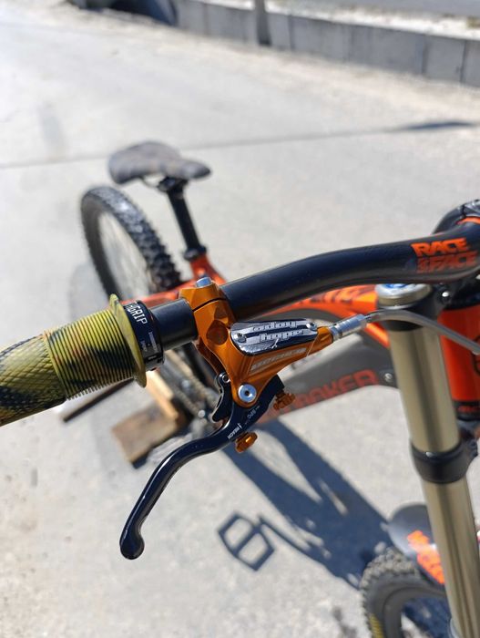 Mondraker summum carbon pro 2016