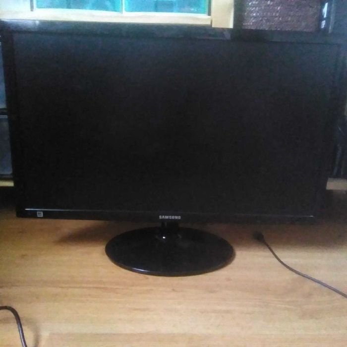 monitor samsung 19 com avaria