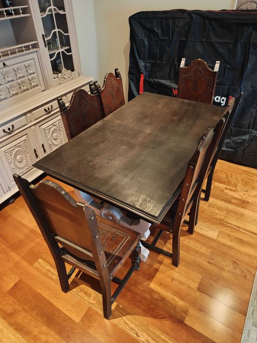 Mesa de Jantar Antiga Extensível + 6 Cadeiras (Madeira Maciça)