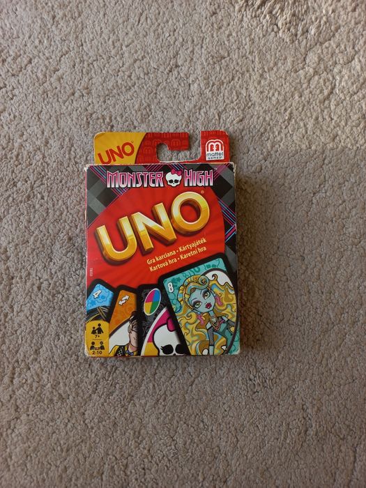Karty uno monster high