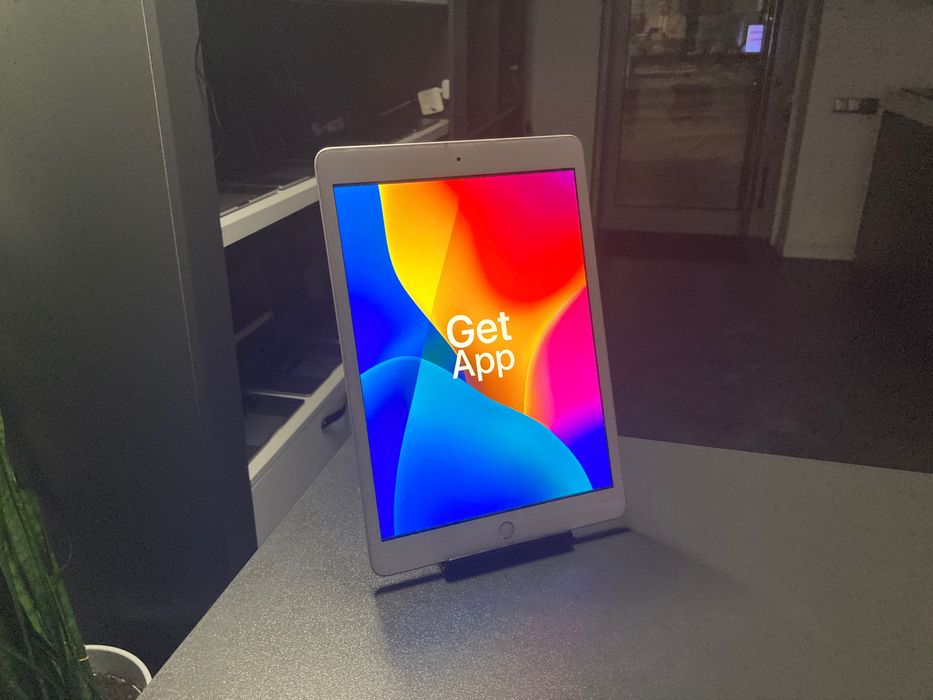 Планшет iPad 8 10.2” 32GB Wi-Fi • ГАРАНТІЯ • СТАН 9.3/10 90412