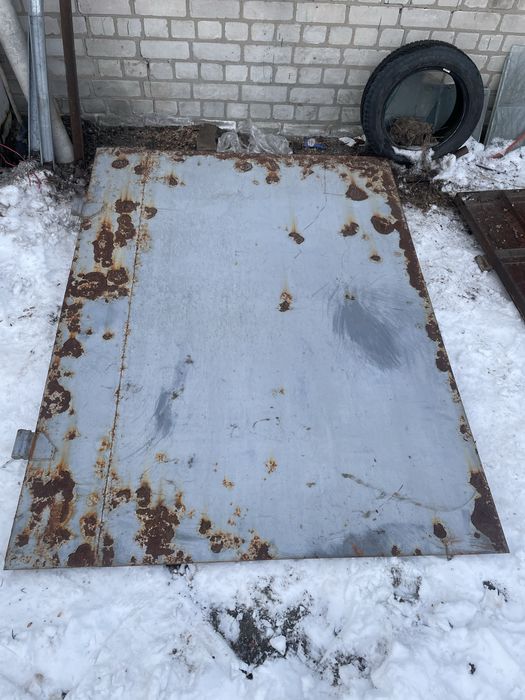 Металические ворота для гаража