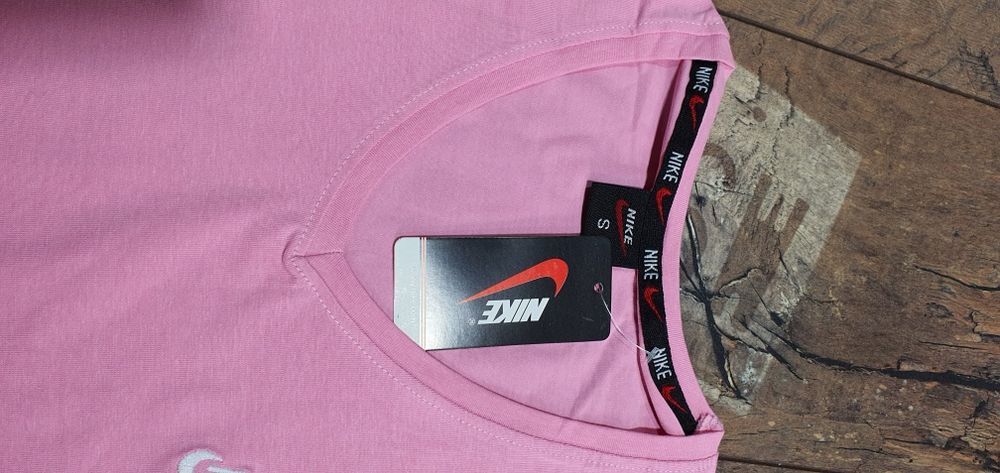 Rózowa koszulka damska bluzka bawełna premium łyżwa nike S