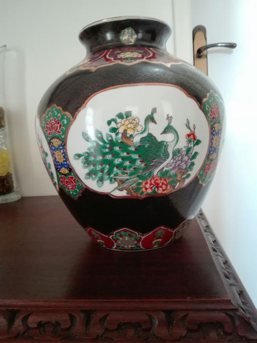 Vaso Chinês IMPECÁVEL.