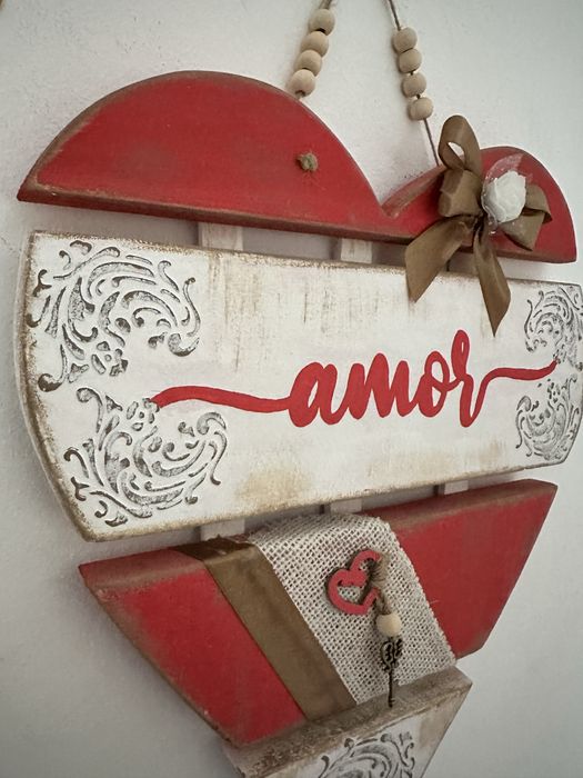 Peça decorativa artesanal-Coração Amor