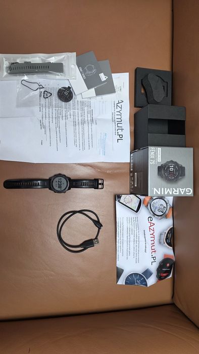 Garmin fenix 7s sapphire solar