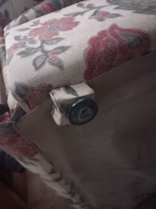 Conjunto de 2 poltronas em tecido de fantasia