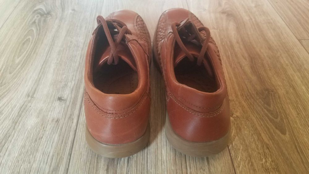 Buty CLARKS Superlight 41/42 26.5cm Skórzane* półbuty z plecionką Skóra* brązowe stan BDB