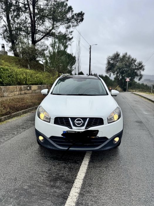 Nissan Qashqai + 2 Tekna Sport