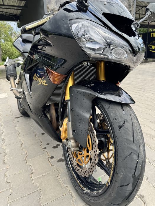 Продам Kawasaki Ninja zx10r